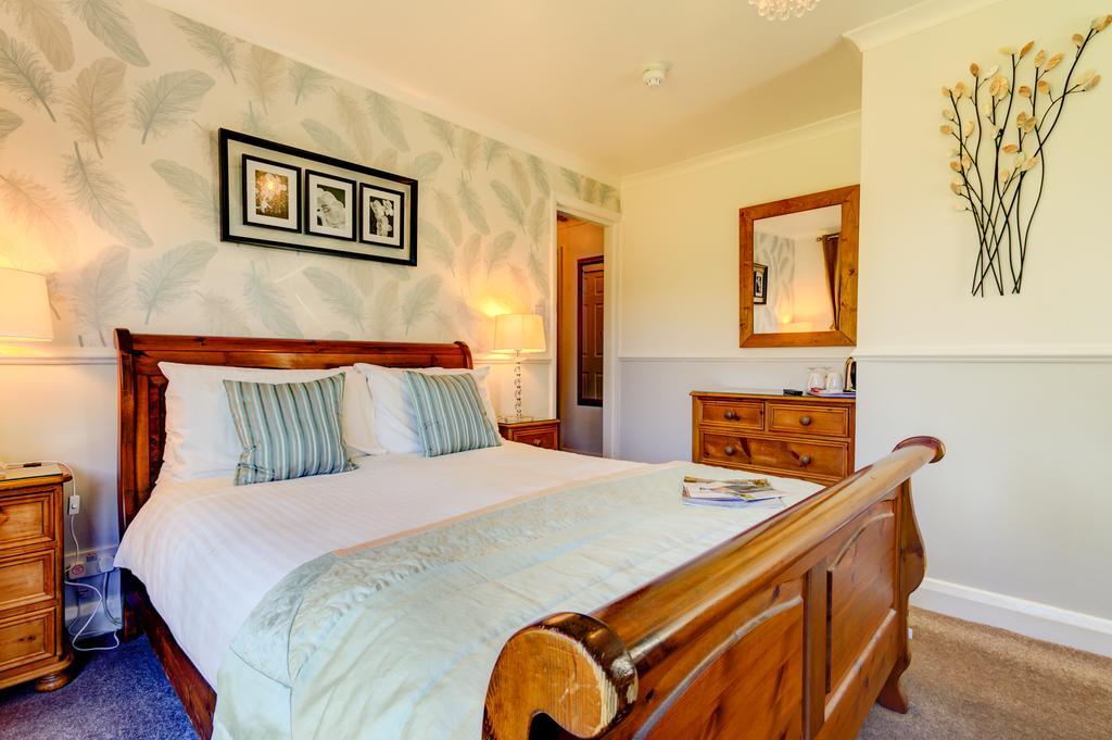 Meadfoot Guesthouse Room Only Accommodation For Adults 윈더미어 외부 사진