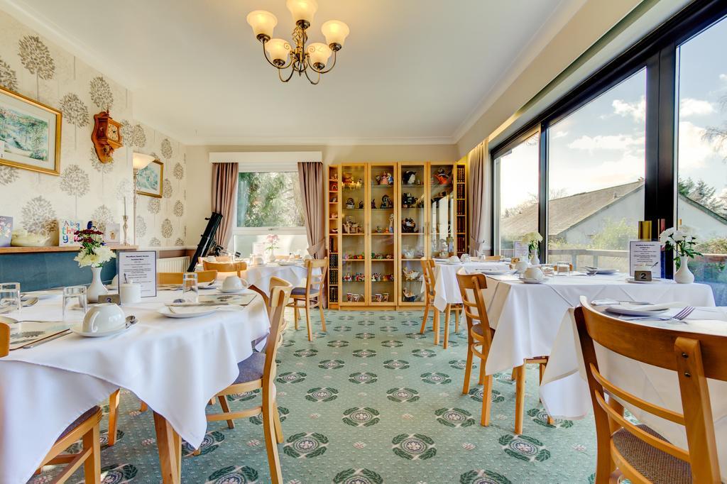 Meadfoot Guesthouse Room Only Accommodation For Adults 윈더미어 외부 사진