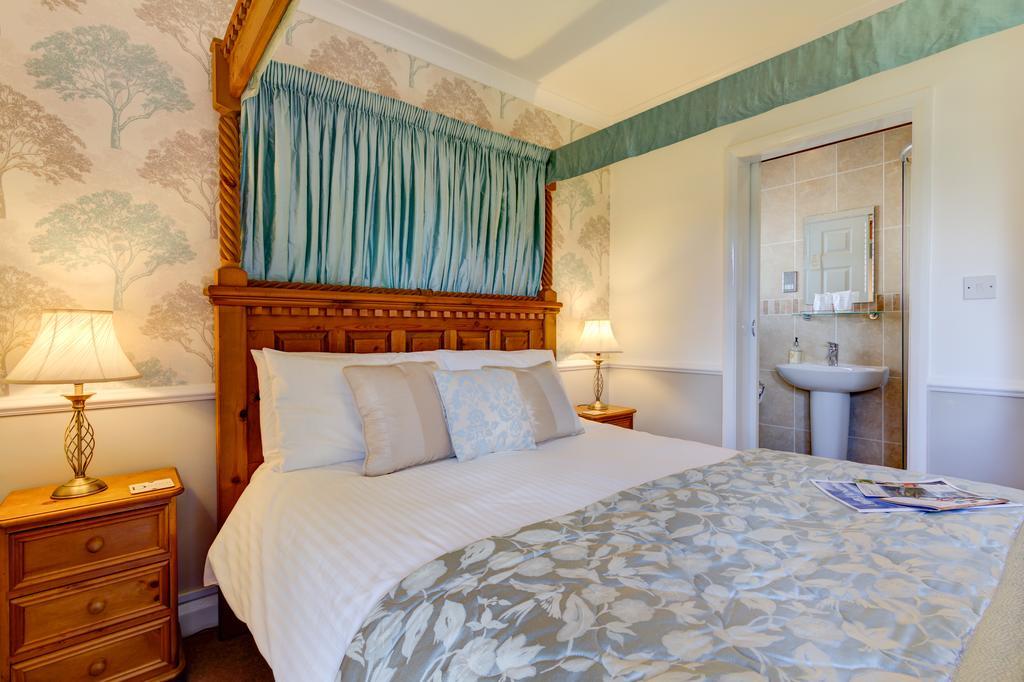 Meadfoot Guesthouse Room Only Accommodation For Adults 윈더미어 외부 사진